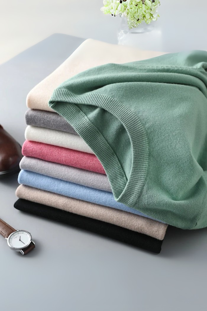Men’s Lightweight Cashmere T-Shirt – Short Sleeve, Ultra-Soft Knit, Multiple Colors